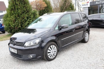 XENON, LED, Czujniki, Tempomat, NAVI, Alcantara, Climatronic, 7 Osób